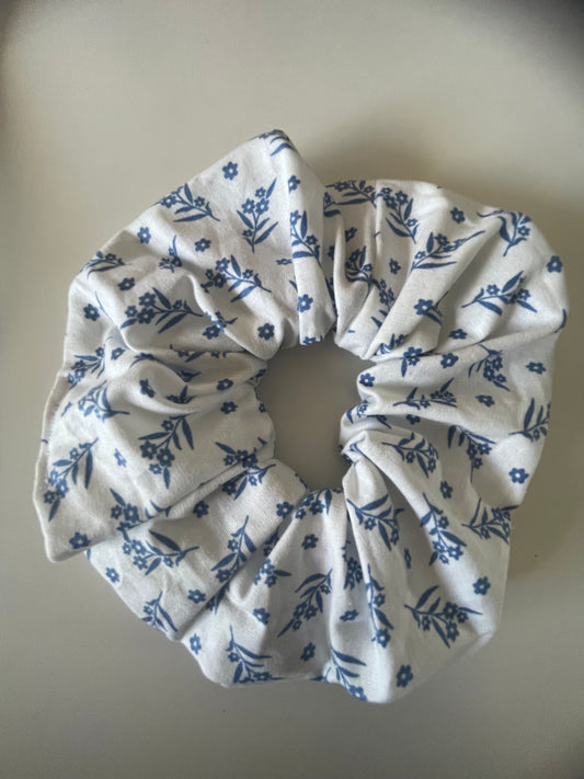 Blue leafs